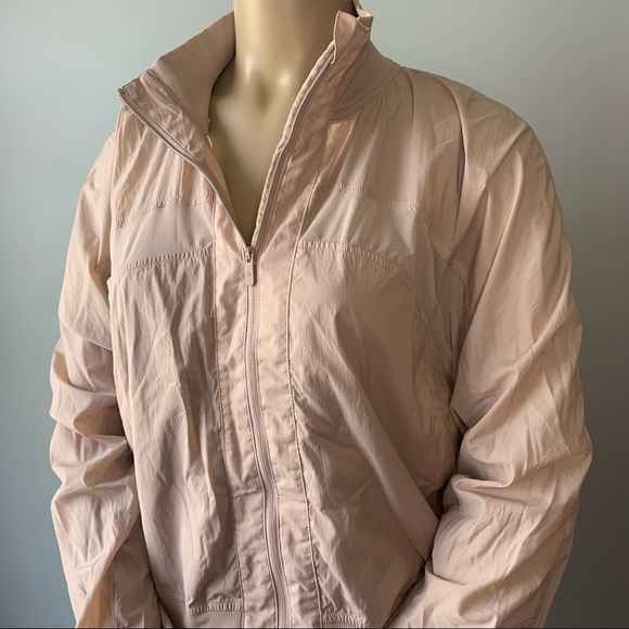NWT LULULEMON PASTEL PINK SERVE IT ATHLETIC JACKET - Picture 4 of 10